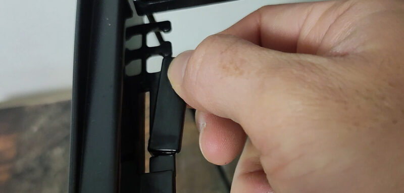 ヒュドラケースコード穴